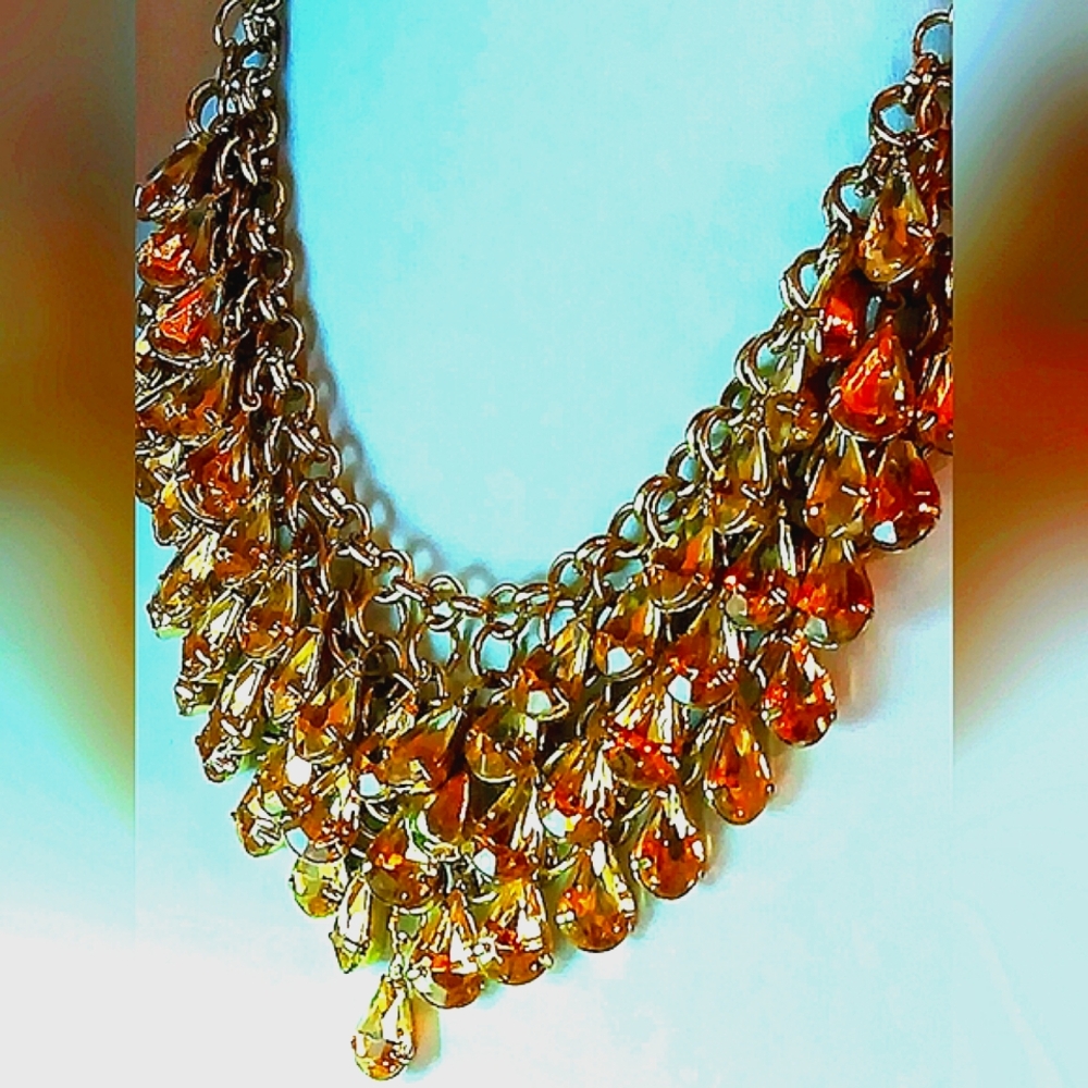 Elegant Vintage Golden Statement Necklace